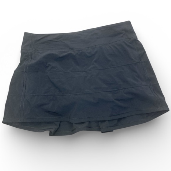 lululemon athletica Pants - lululemon athletica pace Rival Black skirt Women size 8